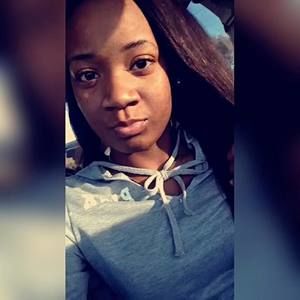 Meet your Posher, Adreanna